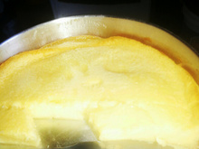 Torta cremosa de coco com requeijão