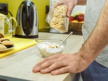 Todo mundo pode comer aveia? Esses são os malefícios ocultos do ingrediente que você nem imagina