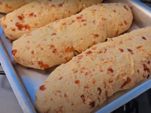 "Pensa num trem bão": biscoitão de polvilho que aprendi a fazer com uma cozinheira mineira é a receita fácil perfeita para o lanche