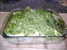 Espaguete ao molho verde com queijo