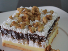 Torta gelada com nozes para o Natal