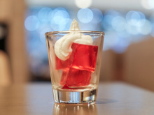 Jelly shot: drinque de gelatina para colorir a sua virada de ano