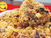 Essa é a MELHOR farofa de Natal que eu já fiz: úmida, fácil de fazer e bem colorida