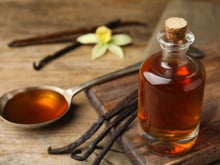 Essência ou extrato de baunilha? Entenda as diferenças de uma vez por todas e prepare doces irresistíveis