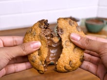 Cookie recheado com nutella