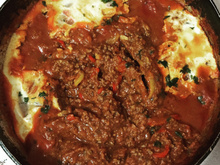 Shakshuka com carne moída