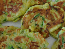 Bolinho de abobrinha na frigideira