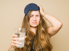 É isso que você precisa fazer neste Carnaval para não ter a pior ressaca da sua vida