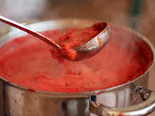 Samantha Vallejo-Nágera, chef: "O molho de tomate não melhora com açúcar, mas sim com 50 ml de vinho branco."