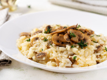 Risoto caseiro de cogumelo: com poucos ingredientes, o segredo para fazer a receita italiana com excelência está no preparo