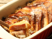 French toast de forno é o café da manhã chique e delicioso que a minha família não vive sem