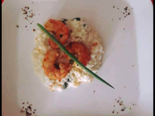 Risoto de espinafre com camarão bêbado