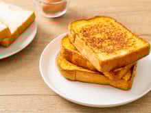 Nem rabanada, nem french toast: experimentei a torrada viral de leite e agora não quero saber de outra receita