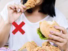 Quer uma memória afiada? Esses são os alimentos que você deve evitar segundo estudo realizado em Harvard