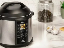 Cozinha digital: Conheça eletrodomésticos com painel digital para você ter em casa