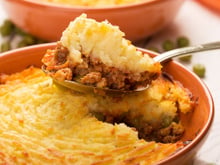 Os chefs concordam: o escondidinho mais saboroso e macio não depende da carne, mas de um detalhe no purê de batatas