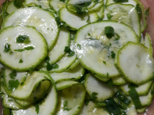 Salada de abobrinha crua