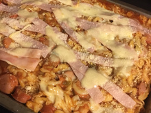 Macaronada ao molho de hot-dog no forno