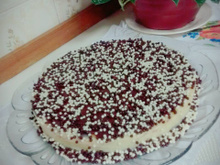 Torta doce de biscoito oreo e leite ninho com nutella