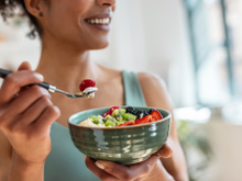 A dieta da felicidade: 3 dicas de nutricionista para melhorar o humor com a alimentação