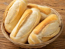 Descubra o segredo para manter seu pão francês de ontem fresquinho no café da manhã de hoje