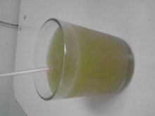 Suco refrescante de kiwi