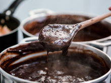 3 receitas de brigadeiro com ingredientes diferentes