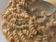 Macarrão de panela de pressão fácil e gostoso