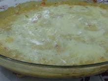 Escondidinho de presunto e queijo