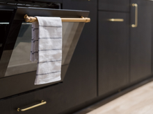 Muitas pessoas usam incorretamente – a gaveta sob o forno não foi projetada para armazenamento