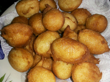 Bolinho de chuva muito simples e gostoso