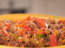 Carne louca de panela de pressão: a receita perfeita para servir com pão francês quentinho ou o que a sua fome mandar