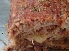Carne moída recheada, assada no forno