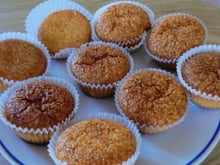 Queijadinha de 4 ingredientes pronta em 30 minutos: a receita perfeita para sua Festa Junina você encontra no TudoGostoso