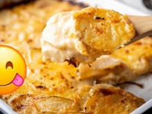 Meus filhos estão apaixonados por essas batatas recheadas douradas e borbulhantes com molho de creme caseiro fácil