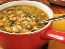 Sopa de feijão com macarrão