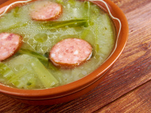 Como preparar caldo verde e sopa de ervilha para ninguém botar defeito