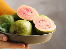 Se você tem cascas de goiaba, você tem um tesouro: 3 maneiras de reaproveitar e não descartar