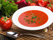 Sopa de tomate: receita prática e deliciosa