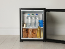 Mini bar: 3 opções de mini geladeiras portáteis para ter mais praticidade!