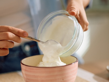 Como fazer iogurte grego em casa com apenas 2 ingredientes, fácil e rápido