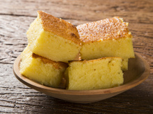 Como fazer bolo de fubá cremoso: confira essa receita deliciosa