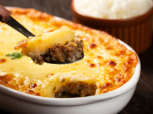 Carne moída com batata de travessa: receita gratinada de família não tem erro e todo mundo adora