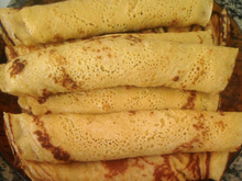 Panqueca de arroz com recheio de carne moída