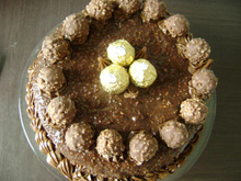 Bolo de Ferrero Rocher