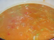Sopa de abóbora japonesa com gengibre e alho poró