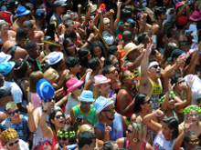 Carnaval de Rua de Balneário Camboriú já tem blocos, trios elétricos e escola de samba definidos; veja!