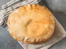 Receita saudável de pão árabe: como preparar a versão de café da manhã rica em proteínas