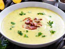 Creme de batata-doce delicioso e prático para substituir o purê e variar o cardápio! 