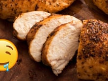 Receita de peito de frango molhadinho sem fritar: aprendi esse truque com a minha mãe